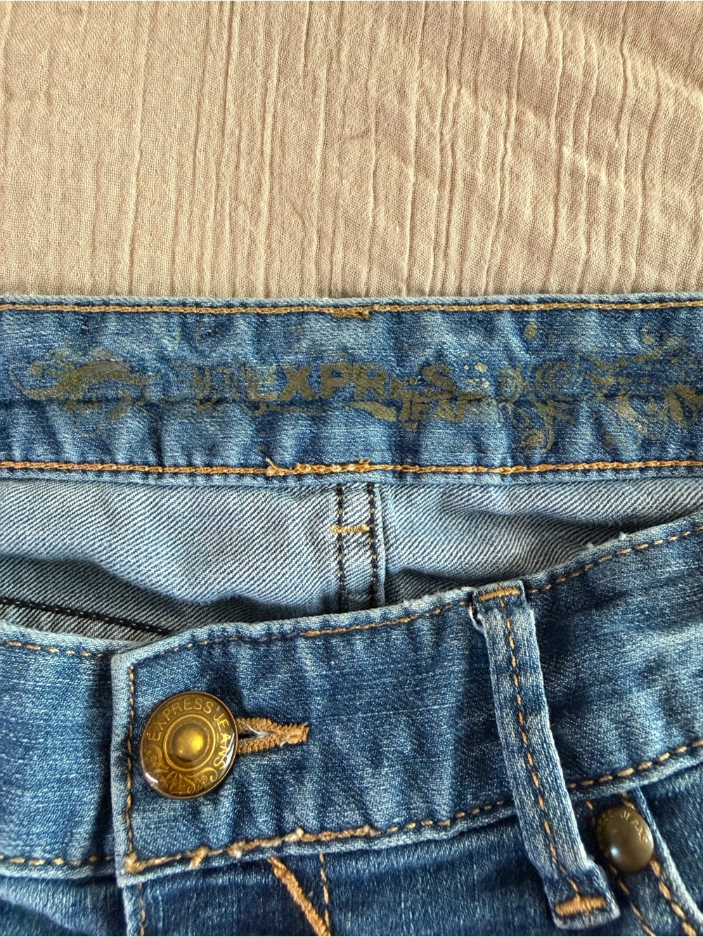 Express Y2K Flare Jeans | Low Rise Bootcut | Early 2000s Vintage Denim - Size 2 - Picture 11 of 13
